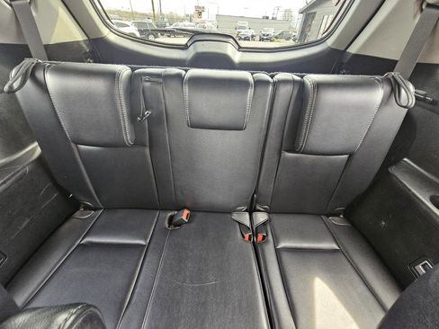 Used 2017 Toyota Highlander SE image 44