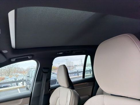 New 2026 Volvo XC90 B6 Plus w/ Protection Package Premier image 13