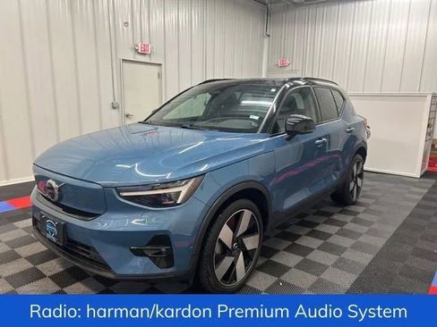 Used 2023 Volvo XC40 Recharge Ultimate w/ Protection Package Premier AWD/4WD image 7
