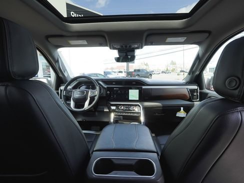 Used 2024 GMC Sierra 1500 Denali w/ Denali Reserve Package image 37