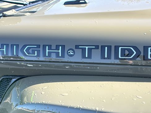 New 2025 Jeep Gladiator Sport image 9