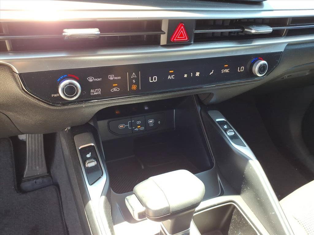 Used 2026 Kia Sorento EX AWD/4WD image 23