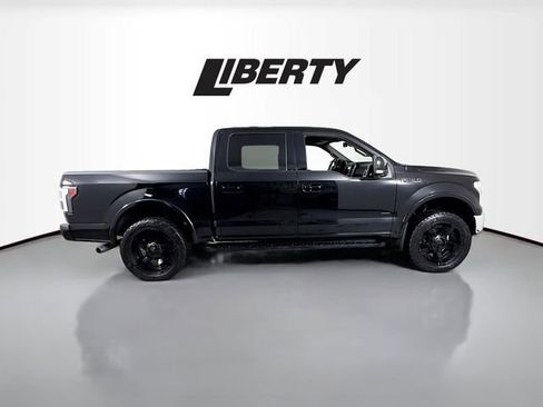 Used 2016 Ford F150 Lariat w/ Equipment Group 502A Luxury image 8