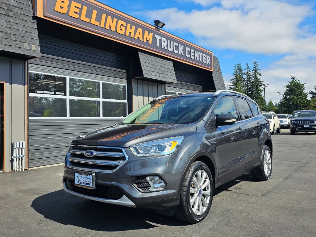 Used 2017 Ford Escape Titanium w/ Canadian Touring Package AWD/4WD image 1