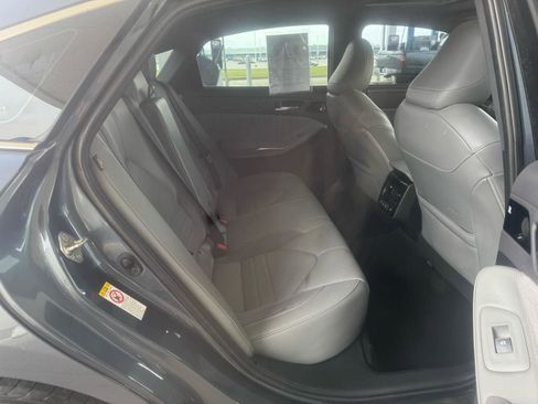 Used 2019 Toyota Avalon Touring w/ Advanced Safety Package image 22