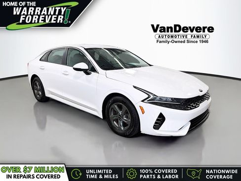 Used 2022 Kia K5 LX FWD image 1