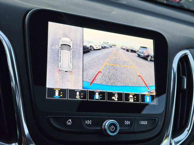 Used 2024 Chevrolet Equinox LT FWD image 23