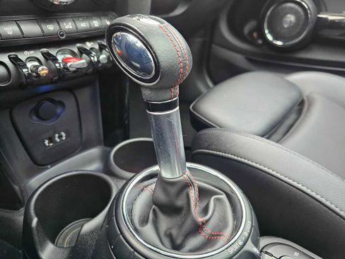 Used 2015 MINI Cooper S image 35