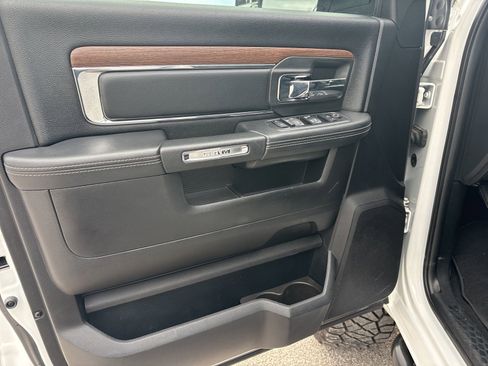 Used 2017 RAM 2500 Laramie image 9
