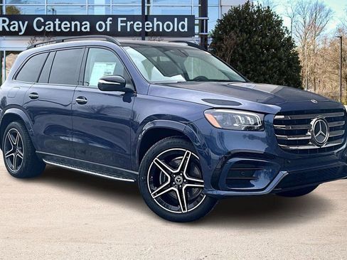 New 2026 Mercedes-Benz GLS 450 4MATIC image 2