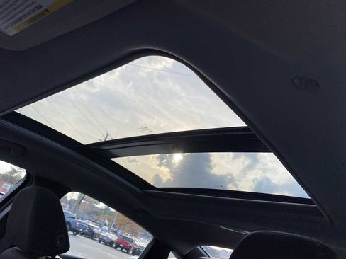 Used 2024 Chevrolet Malibu LT image 25