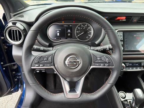 Used 2020 Nissan Kicks SR w/ SR Premium Package FWD image 23