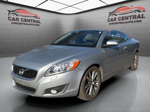 Used 2013 Volvo C70 T5 image 1