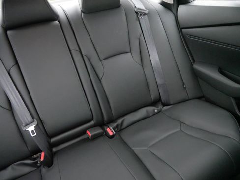 Certified 2025 Honda Accord EX-L image 14