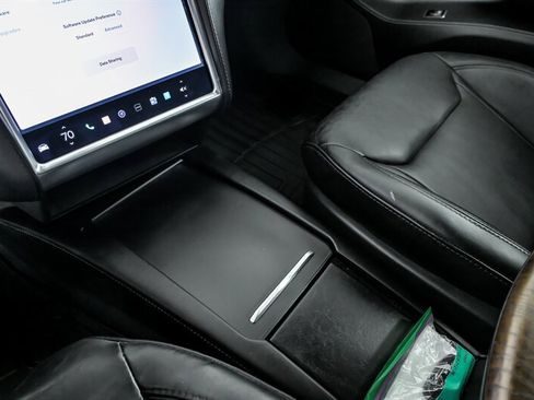 Used 2016 Tesla Model S 75D image 34