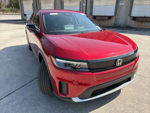 Used 2024 Honda Prologue EX image 17
