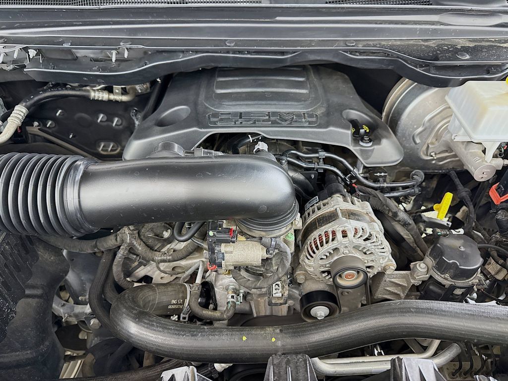 Used 2021 RAM 1500 Laramie RWD image 29