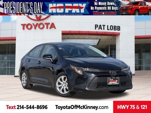 Used 2024 Toyota Corolla LE image 1