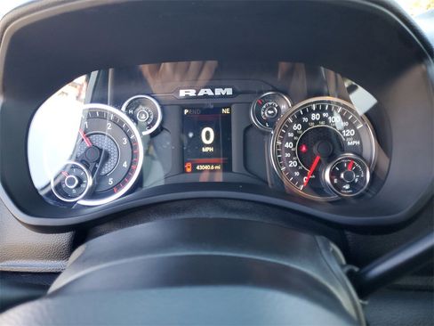 Used 2024 RAM 2500 Big Horn image 19