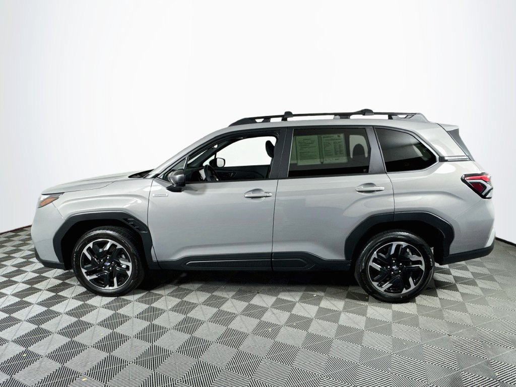 Used 2026 Subaru Forester Touring AWD/4WD image 4