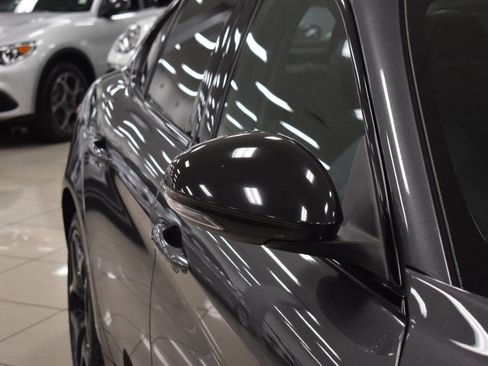 Used 2021 Alfa Romeo Giulia Sprint w/ Nero Edizione image 26