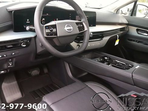 New 2026 Nissan Murano Platinum AWD/4WD image 13
