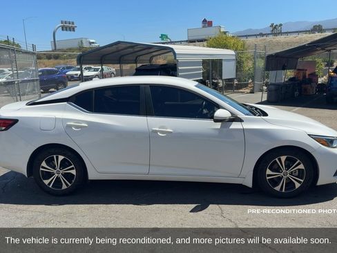 Used 2020 Nissan Sentra SV w/ Electronics Package FWD image 4