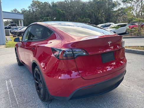 Used 2023 Tesla Model Y Long Range image 7
