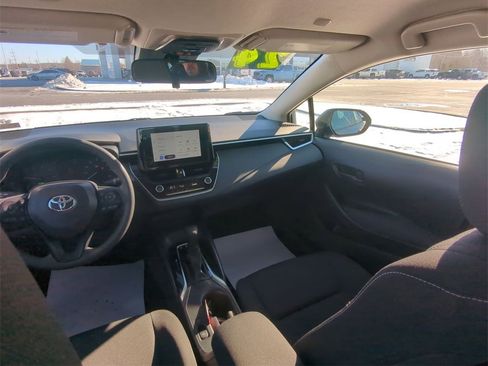Used 2024 Toyota Corolla LE w/ LE Convenience Package image 12
