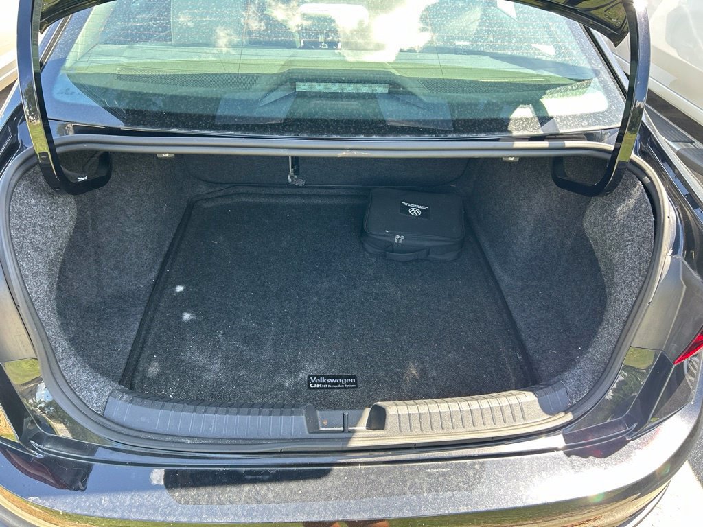 Used 2024 Volkswagen Jetta SE w/ Panoramic Sunroof Package FWD image 50