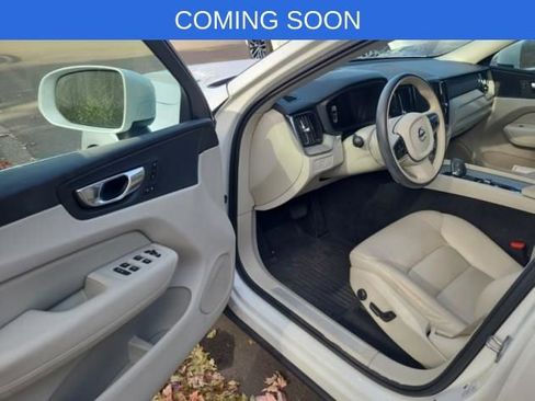 Certified 2023 Volvo XC60 B5 Plus w/ Climate Package image 20