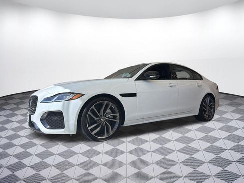 Used 2024 Jaguar XF R-Dynamic SE AWD/4WD image 1