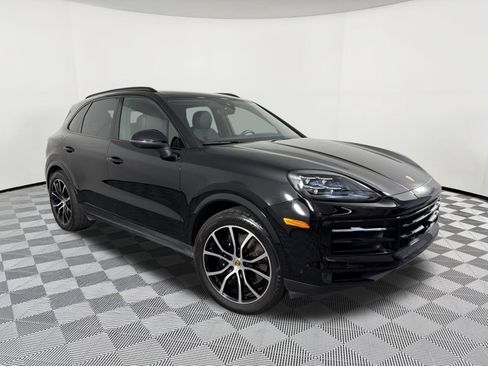 Certified 2024 Porsche Cayenne AWD/4WD image 7