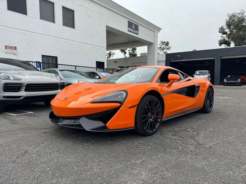 Used 2017 McLaren 570S Coupe 2D image 12