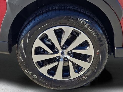 Certified 2025 Subaru Outback Premium image 8