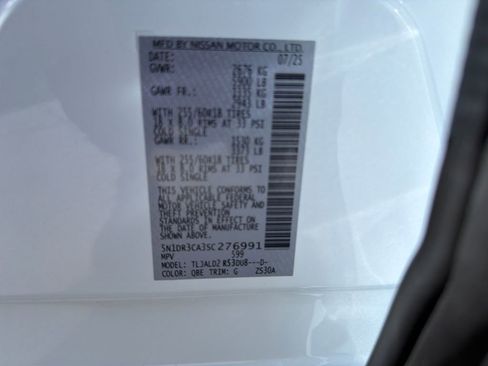 Certified 2025 Nissan Pathfinder SL image 36