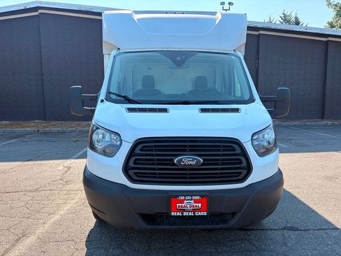 Used 2019 Ford Transit 350 138 DRW RWD image 2