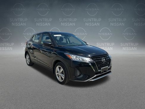 Certified 2022 Nissan Kicks S FWD image 37