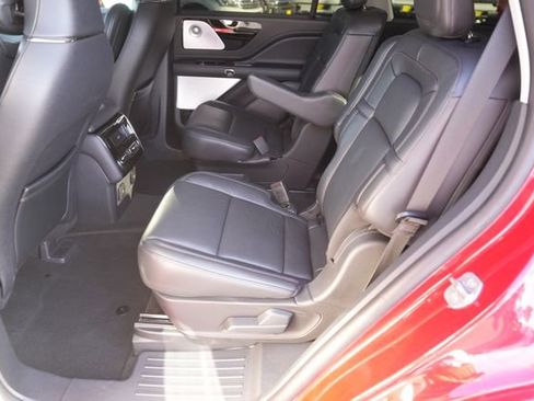 Used 2025 Lincoln Aviator Reserve w/ Equipment Group 201A image 13