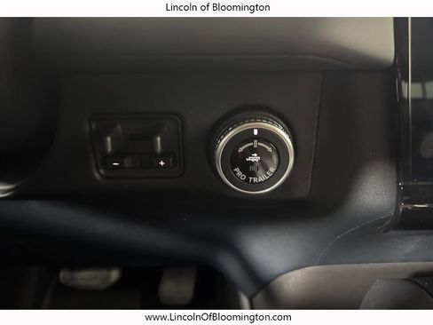 New 2025 Lincoln Navigator L Reserve w/ Jet Appearance Package image 40