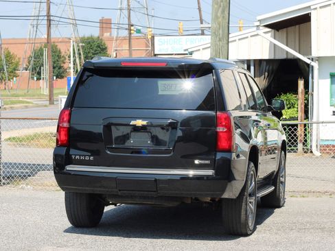 Used 2017 Chevrolet Tahoe Premier AWD/4WD image 8
