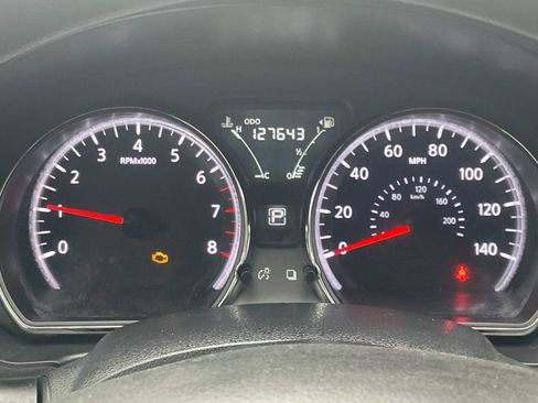 Used 2019 Nissan Versa SV image 23