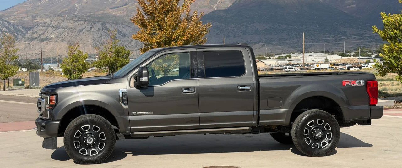 Used 2020 Ford F250 Platinum w/ FX4 Off-Road Package AWD/4WD image 4