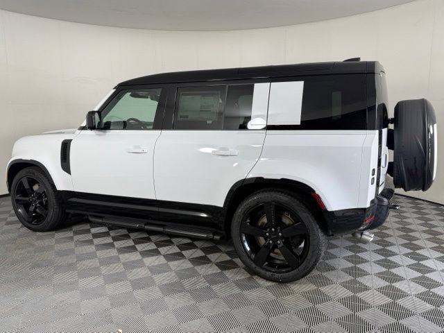 New 2026 Land Rover Defender 110 V8 AWD/4WD image 4