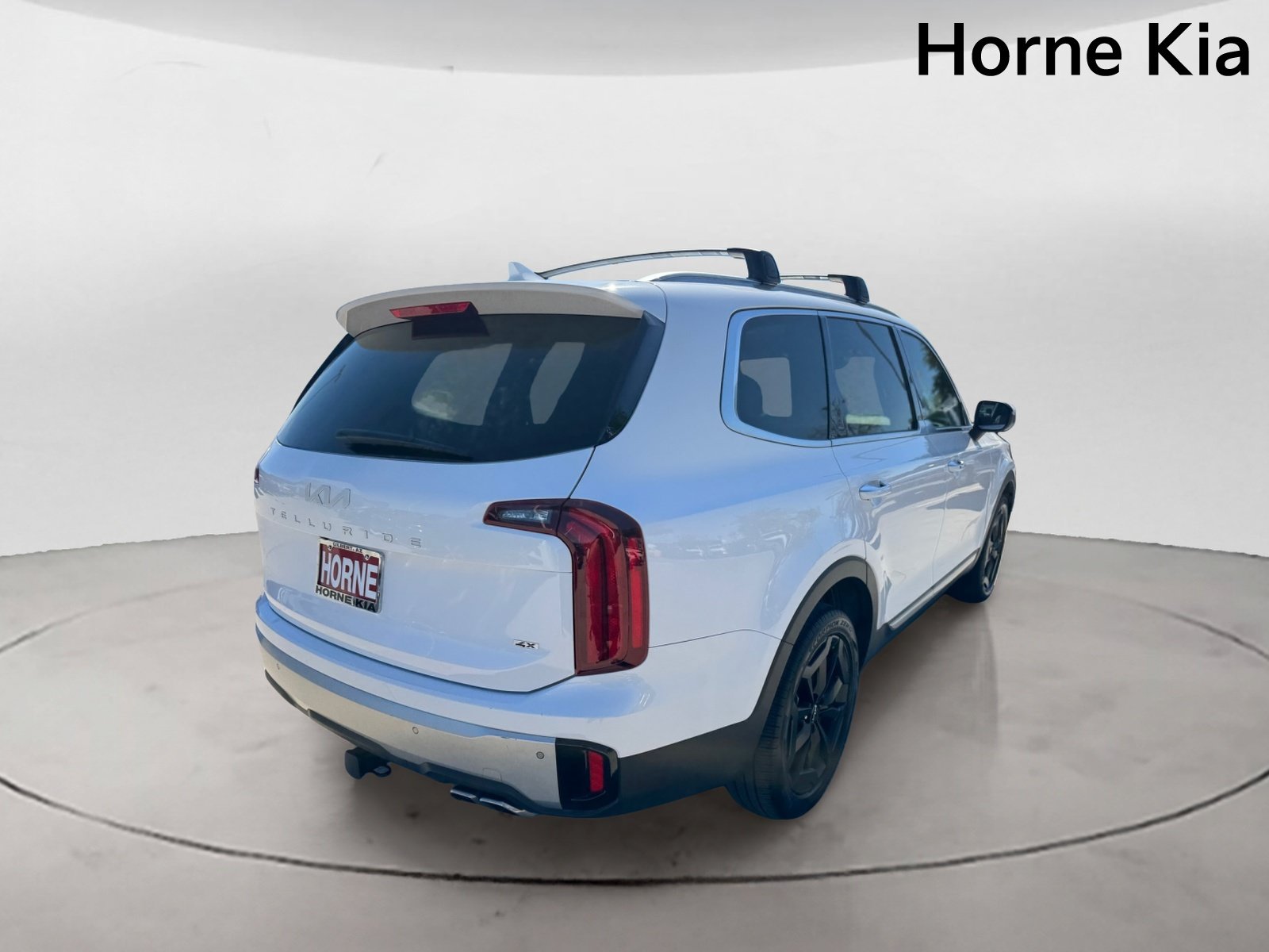 Certified 2024 Kia Telluride S w/ S Sunroof Package AWD/4WD image 4