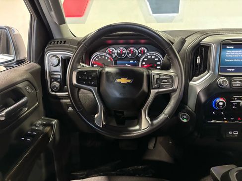 Used 2022 Chevrolet Silverado 1500 LT image 22