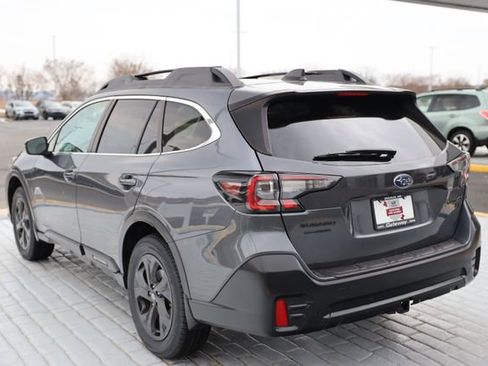 Certified 2021 Subaru Outback Onyx Edition XT image 3
