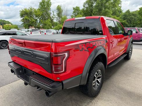 Used 2018 Ford F150 Raptor w/ Equipment Group 802A Luxury AWD/4WD image 4