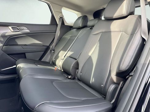 New 2026 Kia Sportage EX w/ EX Panorama Roof Package FWD image 24