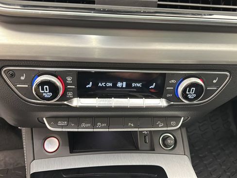 Used 2021 Audi SQ5 Premium Plus w/ Premium Plus Package AWD/4WD image 20